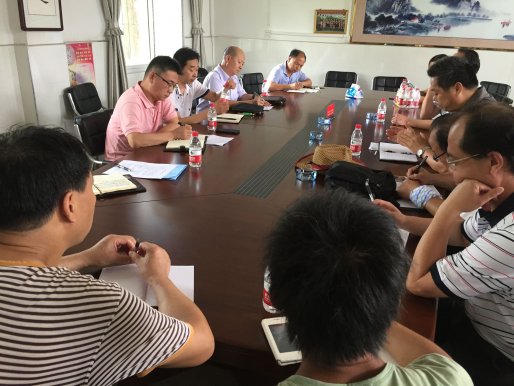 东城垸中心小学召开现场协调会