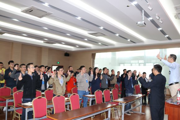 军山自来水开展应急处置与职业健康讲座