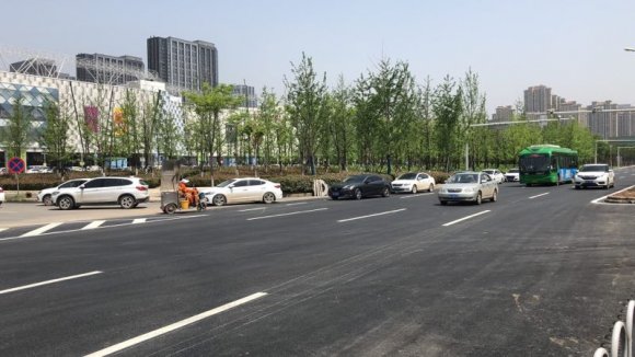 江城大道“三环线至太子湖北路”段开放通车