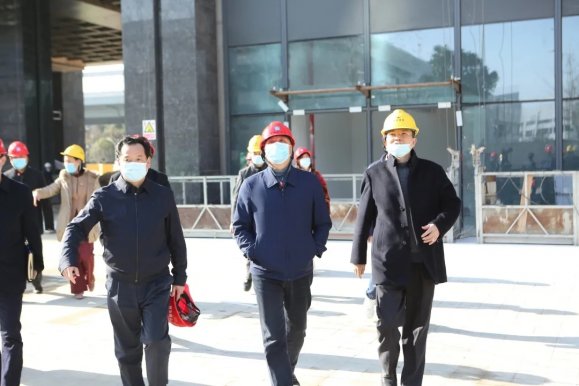 全面推进产城融合 支持车都做大做强——刘誓保率队调研车都集团