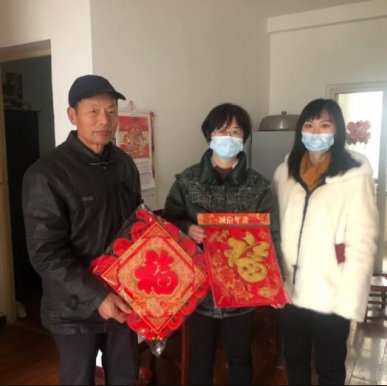 中国结，同心结，心心相印助力奔小康