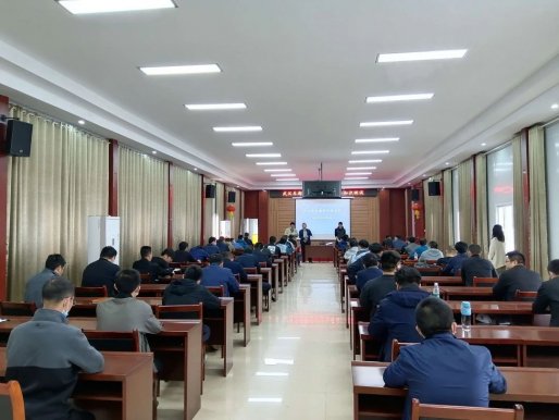 学考结合，筑牢防线