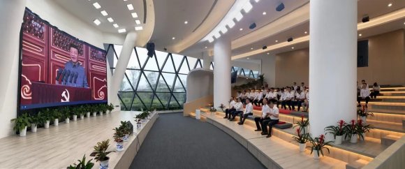 车都智投公司举行“拼搏第二季度，建党百年献礼”劳动竞赛颁奖仪式