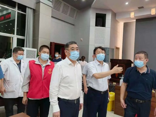 车都集团积极响应号召驰援防疫现场 协助社区开展核酸检测工作