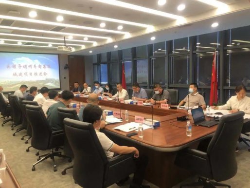 区领导调研车都集团城建项目建设推进情况