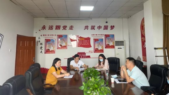 车都集团到蒲潭社区调研结对共建和党员下沉社区工作