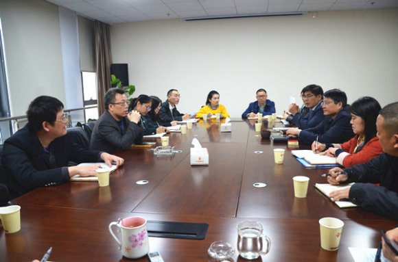 开发区财政局领导来我司调研工作